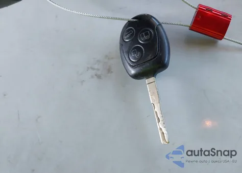 2014 Ford Fiesta Se z USA, uszkodzony, nr VIN 3FADP4BJ1EM235530